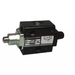 RS PRO Plunger 3/2 Pneumatic Control Valve, G 1/8, 1/8in Model No 2354724-19