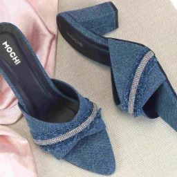 Mochi Women's Blue Casual Sandals-image-10