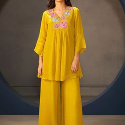 AUTUMN LANE Embroidered V-Neck Top With Palazzo Co-Ords-image-29