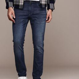 WROGN Men Slim Fit Heavy Fade Stretchable Jeans-image-61