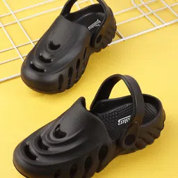 The Roadster Lifestyle Co. Men Comfortable Clogs-picture-56