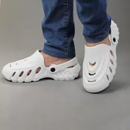 DRACKFOOT Men Clogs image 5