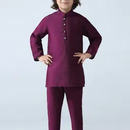 TAHVO Boys Mandarin Collar Dupion Silk Straight Kurta With Trousers-6