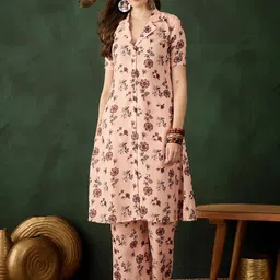 Sangria Printed Collared Neck Tunic & Trouser Co-Ords-image-22