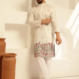 SOJANYA Men Floral Embroidered Kurta-15