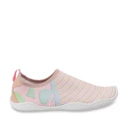 Mochi Women's Pink Walking Shoes-image-52