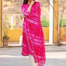 Gulabi Dori Pink Bandhej Shantung Kaftan image 2