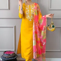 BAESD Women Floral Embroidered Kurta with Trousers & Dupatta-48
