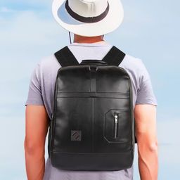 Frokht Unisex PU Backpack image 4