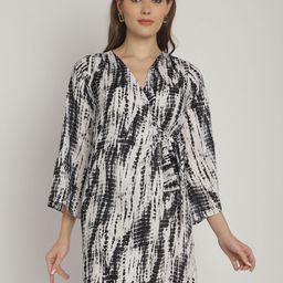Blissence Women Tie and Dye Printed Bell Sleeves Wrap Dress-image-6