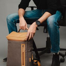 Oblique Men Colourblocked Backpack with Compression Straps image 5