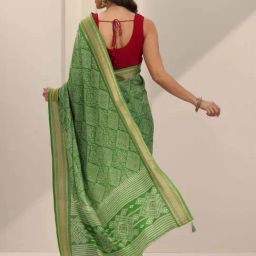 Libas Green Bandhani Print Saree with Unstitched Blouse image 2