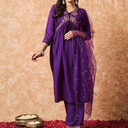 URMIR FASHION Women Pure Silk Kurta Sets-image-64