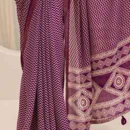 Libas Wine Chevron Pattern Saree with Unstitched Blouse image 5
