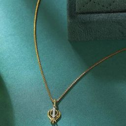 P.N.Gadgil Jewellers Sikh Khanda Khalsa Yellow Gold & Diamond Religious Pendant-image-34