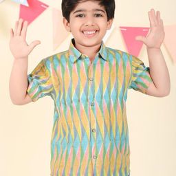 Fabindia Boys Spread Collar Abstract Printed Cotton Casual Shirt-image-99