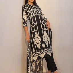 Libas Geometric Printed Keyhole Neck Straight Kurta With Trousers & Dupatta-7