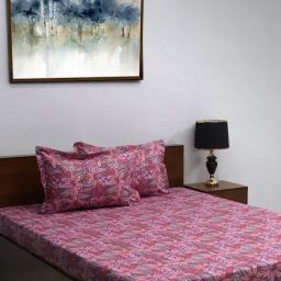 Bombay Dyeing Printed Pink 120 Tc Cotton Queen Bedsheet with 2 Pillow Covers-image-34