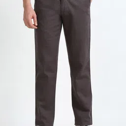 NEVER NEUD Men Relaxed Fancy Linen Trousers-image-94