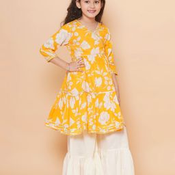Bitiya By Bhama Cotton Woven Three Fourth Sleeves Floral Printed Gota Lace Embellished Anarkali Style Kurta Sharara Set - Yellow-image-71