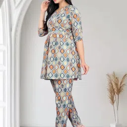 KANUDA Women Black Poly Crepe Kurta Sets-picture-49