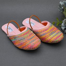 Little Palz Threadwork Embroidered Mojaris - Light Pink-picture-11
