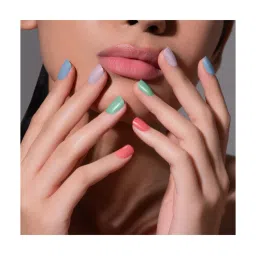 RENEE Gloss Touch N04 Vacay Vibes Nail Enamel - Set of 4 image 5