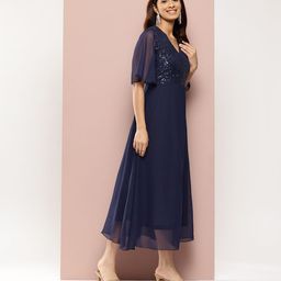 Qurvii Flared Sleeves Sequinned Georgette A-Line Midi Dress image 3