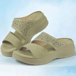Metro Women's Green Slide Wedges-image-32