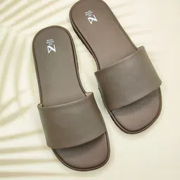 THE MADRAS TRUNK Women Open Toe Flats-picture-18