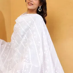 Fabindia Embroidered Dupatta with Phulkari-image-13