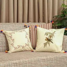 Myntra Elegant Homes Meadow Bloom Yellow & Green 3 Pieces Printed Square Cushion Covers-image-42