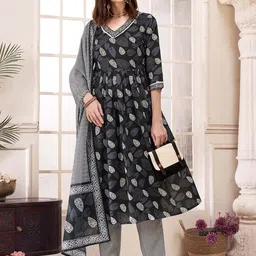 Anouk Women Floral Printed Regular Kurta with Trousers & With Dupatta-11