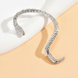 VAGHBHATT Animal Shaped Ear Cuff Earrings-image-65