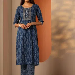 Libas Floral Printed Zari Straight Kurta With Trousers-picture-30