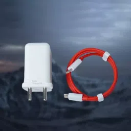 Loire Original SuperVooc Ultra Fast Charging Mobile Adapter 65 W with USB Type-C to Type-C Fast Charging Cable, White image 4