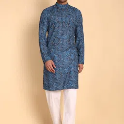 Vardha Lily Floral Printed Mandarin Collar Cotton Straight Kurta-image-27