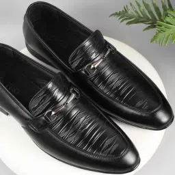Metro Men's Black Formal Loafers-picture-35