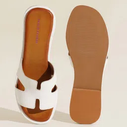 Peach Flores Women Open Toe Flats image 4