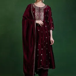 Jaipur Kurti Floral Embroidered Thread Work Straight Kurta With Trousers & Dupatta-40