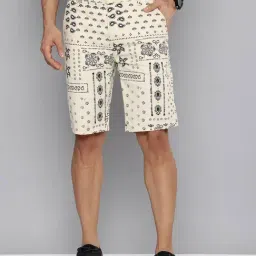 Levi's Men's White Tapered Shorts-picture-18