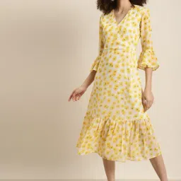 Qurvii White Printed Midi A-Line Dress-image-83