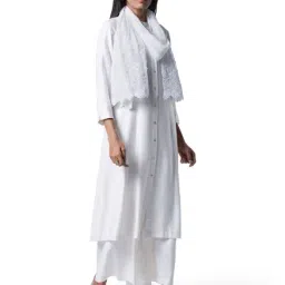 Zuba by Westside White Floral Embroidered Stole-19
