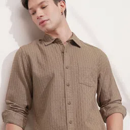 HIGHLANDER Striped Textured Cutaway Collar Cotton Slim Fit Shirt-image-65