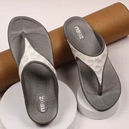 NEOZ W PEARL Piambo Flip Flops-picture-25