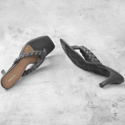 Mochi Women's Grey Thong Sandals-image-49