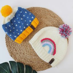 Woonie Pack Of 2   Heart & Rainbow Embroidered With Pom Pom Detailed  Hand Knitted Baby Caps - Blue-image-3