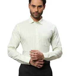 Park Avenue Green Cotton Slim Fit Checks Shirt-picture-4