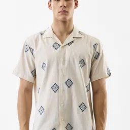 Snitch Geometric Printed Casual Shirt-image-67