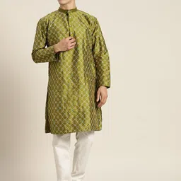 SOJANYA Men Embroidered Regular Thread Work Kurta with Churidar-picture-45